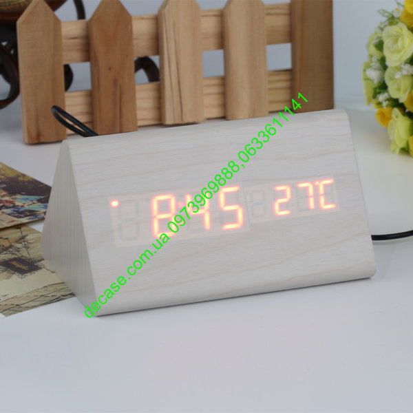 Часы треугольник под дерево vct 861 white red